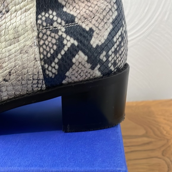 STUART WEITZMAN RESERVE BOOT - Picture 5 of 10
